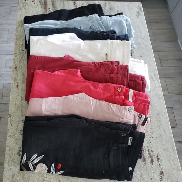 Jeans bundle of 8 pairs - Picture 1 of 2